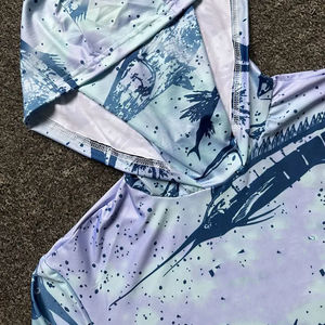 Camisa de Pesca con Capucha, Protección UV UPF 50, Diseño Estampado, Poliéster, Manga Larga para Hombre - Product Image 3