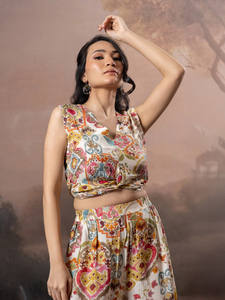 Fournisseur indien de robes midi formelles pour femmes en georgette, col en V, sans manches, boutonnées, imprimées numériquement, à motifs floraux, respirantes pour l'été - Product Image 3