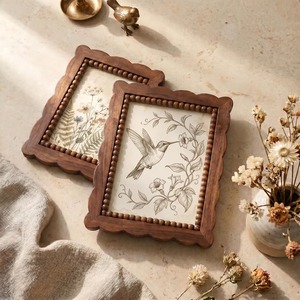 Cadre photo en bois de bonne qualité, magnifique et fait main, pour photos de souvenirs, mariage et décoration, disponible à la vente. - Product Image 4