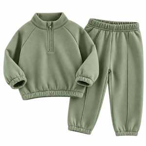 Ensemble de survêtement polaire unisexe Jerry Wear personnalisé pour enfants, avec pull demi-zip et pantalon de jogging, coupe-vent et écologique - Product Image 4