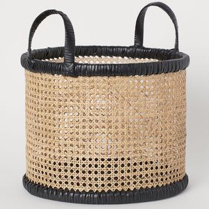 Premium Quality Round Woven <b>Bamboo</b> <b>Basket</b> Traditional Craftsmanship Storage Organizer for Kitchen Countertop and Living Room - Product Image 3
