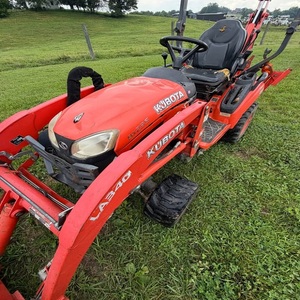 Mini Tractor Agrícola Multifuncional Kubota BX23S con Retroexcavadora |   Tractor Subcompacto 4x4 con Cargador Listo para Trabajos Agrícolas - Product Image 6
