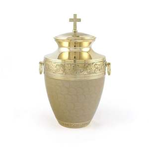 Urna de cremación de metal hecha a mano, elaborada con cuidado para preservar las cenizas de forma hermosa y respetuosa. - Product Image 1