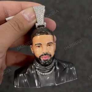 Colgante Personalizado con Letra 'HC', Moissanita Real VVS1 D, Engaste de Diamantes, Colgante Iced Out, Collar con Colgante para Hombre - Product Image 4