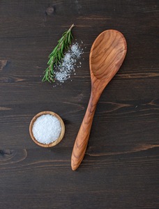 Cuchara de Madera Hecha a Mano con Mango Largo para Cocinar, Acabado Pulido Ligero, Utensilio de Cocina Perfecto para Mezclar Salsas y Sopas - Product Image 6