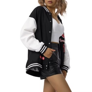 Blouson universitaire en cuir personnalisé pour femme avec patch brodé en chenille, corps en laine, service d'échantillons OEM/ODM disponible en usine - Product Image 2