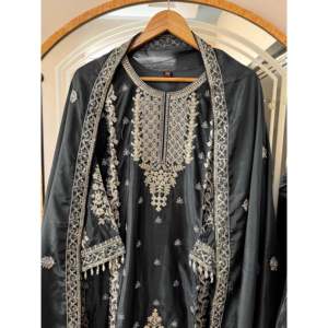 Designer Women's Party Wear Top-Bottom and Beautiful Dupatta <b>Set</b> - Product Image 5