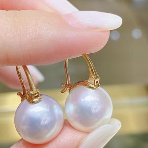 ต่างหูลูกปัดทองคำแท้ 18K ดีเจีย ขนาด 11-12 มม. แสงสว่างสวยงาม มีตำหนิเล็กน้อย ขนาด 6-7 มม. ลูกปัดเล็ก ขนาด 6-7 มม. ต่างหูลูกปัดทองคำแท้ 18K - Product Image 2