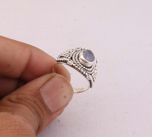 Bague de mariage en Tanzanite naturelle, artisanale, en argent sterling 925, style classique vintage, avec granulation antique, pour femme, idéale pour les fêtes - Product Image 5
