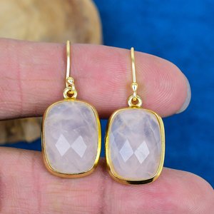 Boucles d'oreilles en quartz rose naturel en forme de coussin, faites à la main, plaqué or 18 carats sur argent sterling 925 - Product Image 2