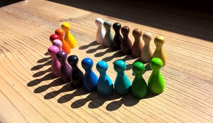 ILAHI's Colored Wooden Pawns Eco-Friendly Antique Design Wooden - Product Image 3