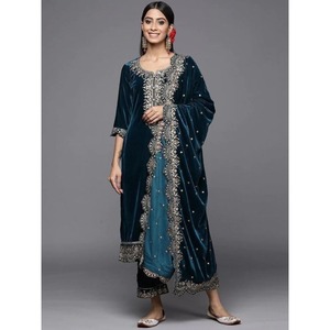 ผ้ากำมะหยี่ปักลาย zari เสื้อใส่ทำงานประดับด้วยกำมะหยี่สีเขียวอมเขียว - Product Image 1