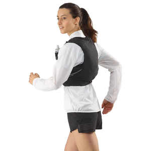 Gilet d'hydratation avec deux poches pour bouteilles et compartiment avant zippé pour la randonnée et les activités de plein air, construction en nylon durable - Product Image 5