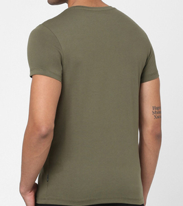 Camiseta de Algodón Lisa para Hombre con Logotipo Personalizado OEM, Corte Regular, Suave, Transpirable, Ecológica, Cuello Redondo, Ropa Casual de Primera Calidad - Product Image 2