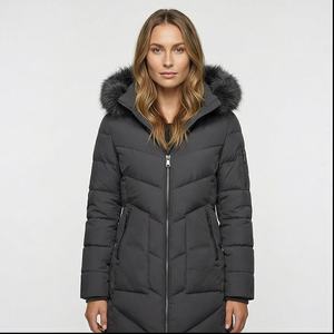 Parka larga para hombre a la moda de invierno con logotipo personalizado, chaqueta cálida para exteriores acolchada con capucha de algodón, chaqueta reversible a prueba de viento para hombre - Product Image 1