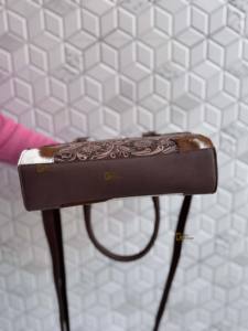 Sac à main en cuir fait main, cuir de vachette, fourrure, couleur marron, sac fourre-tout, style bohème, nouveau design, sac artisanal pour femmes, utilisations multiples - Product Image 5