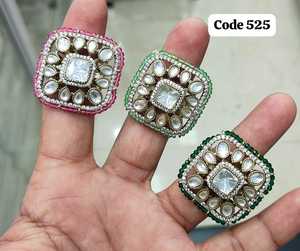 Anillo de Cóctel Ajustable de Lujo Chapado en Oro con Kundan para Mujer |   Anillo de Diamantes Americanos Cuadrados CZ con Cuentas de Cristal | - Product Image 1