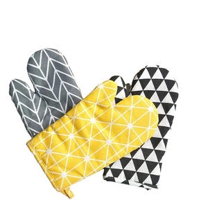 Gants de cuisine matelassés en coton 153g personnalisés, isolants thermiquement, imperméables, résistants à la chaleur, pour barbecue, toutes saisons - Product Image 3