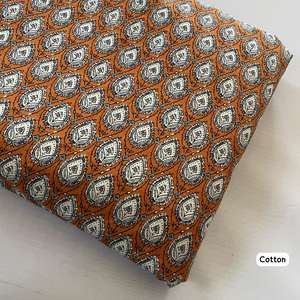 Tissu en coton léger, confortable et doux, idéal pour la confection de kurtis, de robes, de vêtements décontractés et d'ensembles ethniques élégants - Product Image 3