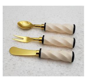 Exportador Mayorista de Juegos de Cuchillos, Tenedores y Cucharas de la Más Alta Calidad, Juego de Cubiertos con Mango de Resina a un Precio Conveniente - Product Image 6