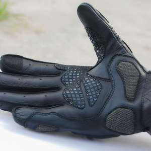 Gants de moto unisexes en cuir personnalisés pour l'hiver, à doigts entiers, compatibles écran tactile, antidérapants, haute durabilité, équipement de protection, longs ou courts - Product Image 6