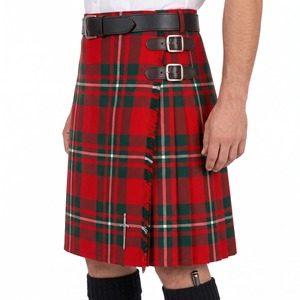 Kilt écossais Macgregor pour homme, rouge et vert à carreaux, avec ceinture et boucle en cuir - Product Image 4