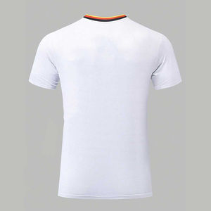 Nueva Camiseta de Fútbol Retro Personalizada, Transpirable, Sublimada, con Franjas, para Hombre, Jersey de Fútbol con Impresión por Sublimación - Product Image 5