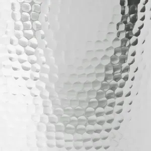 Mesa Auxiliar de Metal Hecha a Mano con Marco Artístico, Mueble Decorativo de Lujo para Hoteles Boutique y Hogares - Product Image 2
