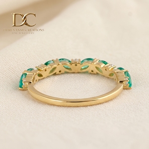 Anillo de Oro Amarillo Sólido de 14 Quilates con Diamante Cultivado en Laboratorio y Esmeralda Colombiana Cultivada en Laboratorio, Joyería de Lujo para Mujer, Diseño Elegante - Product Image 3