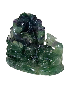 Sculpture artisanale Radha Arts en fluorite naturelle, motif Ganesh, pour la guérison et la décoration intérieure, pierre des chakras verte et violette, respectueuse de l'environnement - Product Image 5