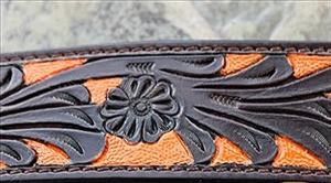 Têtière en cuir noir de haute qualité en forme de V pour cheval, avec frontal fantaisie, idéale pour l'équitation et l'équipement de course hippique - Product Image 3