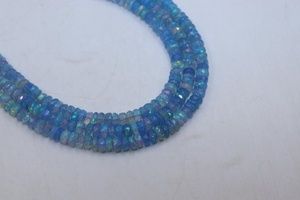 Perles rondes facettées en gros 4-5,5 mm Opale éthiopienne et Tanzanite Pierres naturelles pour la fabrication de bijoux - Product Image 2