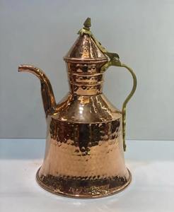 Jarra de Cobre de Diseño Otomano Tradicional, Perfecta para Servir en Fiestas y Decorar el Hogar, Hecha a Mano en India - Product Image 5