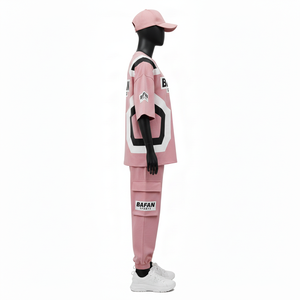 Ensemble deux pièces pour femme en coton mélangé de haute qualité, tissu respirant GSM, empiècements contrastés avec logo imprimé personnalisé. - Product Image 3