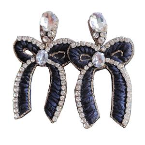 Pendientes bordados de rafia con diseño de lazo de la India, pendientes hechos a mano para mujeres y niñas, pendientes de joyería de moda - Product Image 1