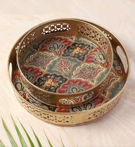 Elegante Juego de Bandejas de Metal Dorado con Diseño de Hojas, Plato Decorativo de Acero Inoxidable Plateado, Ligero, para Hogar y Cocina - Product Image 4