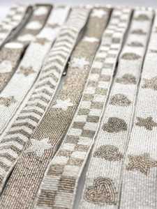 Correa para bolso con cuentas plateadas y blancas, Correa para bolso para el día del partido, Correa plateada para bolso, Correa transparente para bolso, Correa para cámara, Accesorio con cuentas - Product Image 4