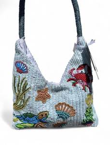 Sac fourre-tout brodé et perlé décoratif artistique pour les amateurs de mode et les collectionneurs - Product Image 2