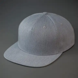 Casquette de baseball classique unisexe pour adulte, 6 panneaux, ajustable, en polyester respirant et imperméable de haute qualité, avec détails en cuir marron - Product Image 3