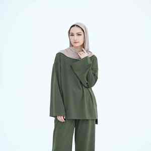 ชุดอาบายะห์สีน้ำเงินกรมท่าทันสมัยสำหรับสตรีมุสลิม ดีไซน์หรูหราแบบดูไบ เรียบร้อย สวมใส่ได้ทุกวัน น้ำหนักเบา ระบายอากาศได้ดี ยาวคลุมเท้า สไตล์ลำลอง - Product Image 2