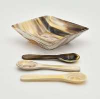 Plat irrégulier en corne de buffle polie, décoration artisanale naturelle pour la maison, bols de service en corne de bœuf naturelle faits à la main par Curio Craft