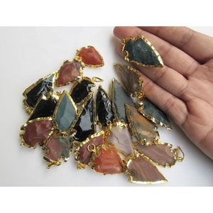 Colgantes de punta de flecha galvanizados con piedra de ágata de cristal de lujo para regalos de negocios o uso personal - Product Image 1