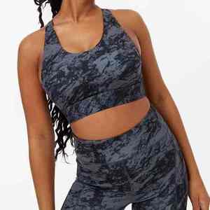 Conjunto de Ropa Deportiva para Gimnasio y Yoga: Chaleco Ajustado y Pantalones Acampanados con Cintura Acanalada, Sujetador Deportivo Integrado, Ropa Deportiva para Mujer - Product Image 2