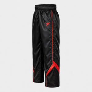 Pantalon de kick-boxing haut de gamme conçu avec un tissu léger, respirant et offrant une liberté de mouvement pour chaque entraînement. - Product Image 3