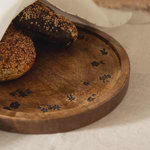 Plateau de service en bois de manguier, fait main, plateau de service en bois naturel, plateau de service pour aliments, plateau de service pour la cuisine, la salle à manger, les collations - Product Image 4