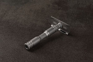 Maquinilla de Afeitar de Seguridad Profesional de Alta Calidad, Versión Clásica de Doble Filo de Acero Inoxidable, Maquinilla de Afeitar Ghost para Hombres y Mujeres - Product Image 6