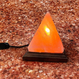 Lámpara de Sal del Himalaya con Forma de Pirámide, Brillo Natural, Lámpara de Sal Original del Himalaya con Forma de Pirámide para Dormitorio - Product Image 3