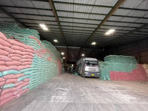 เวียดนามพรีเมียม กาแฟอาราบิก้าคั่วบดเต็มเมล็ด 100% คุณภาพเยี่ยม บรรจุถุง รับผลิตแบบ ODM OEM - Product Image 4