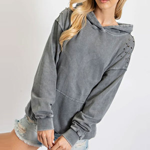Sudadera con Capucha Personalizada Unisex de Alta Calidad con Adornos de Tachuelas a la Moda para Uso Casual - Product Image 3