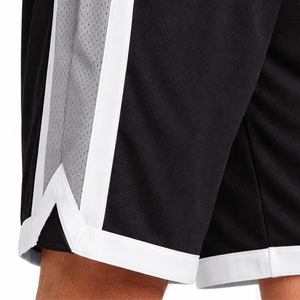 Shorts de basket respirants pour hommes, noir et blanc rayé, taille élastique, mi-longueur, style sportif, tissu en mesh - Product Image 4
